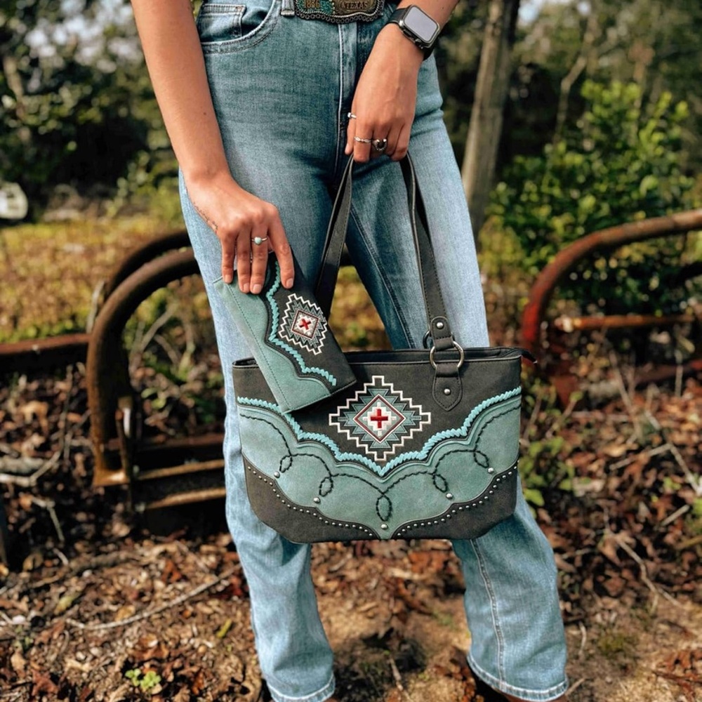 West Aztec Tote Bag for Women Embroidered Western Shoulder Purse and Wallet Set - Picture 2 of 6